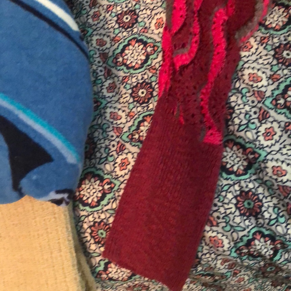 Sweater - Picture 3 of 4